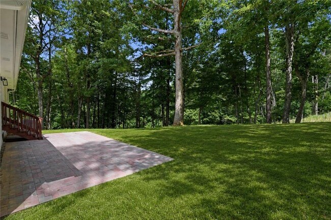 Building Photo - 26 Ridgeview Ct