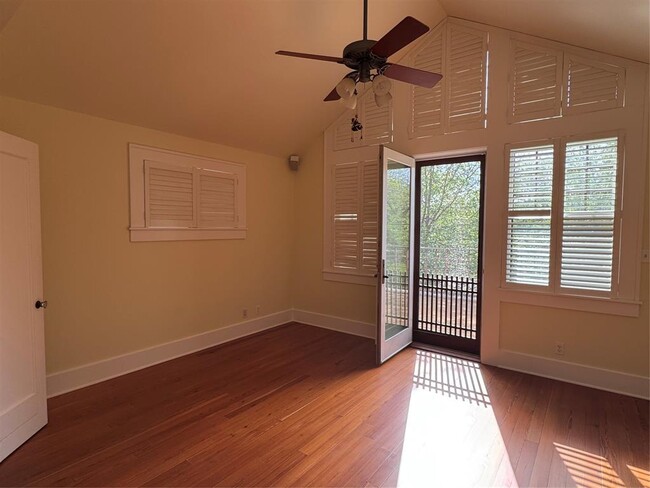Building Photo - 4115 Avenue H