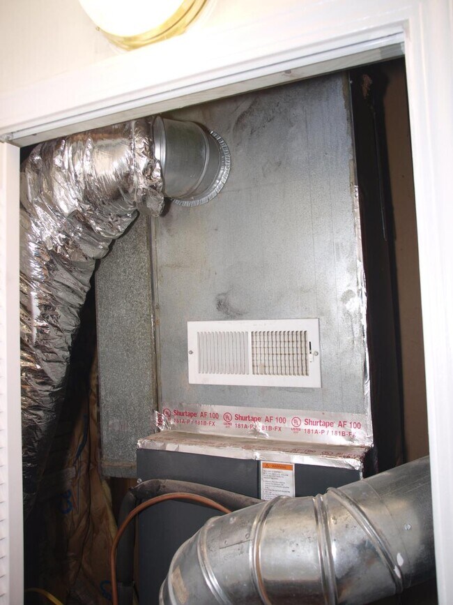 Building Photo - 1914 N 11th St