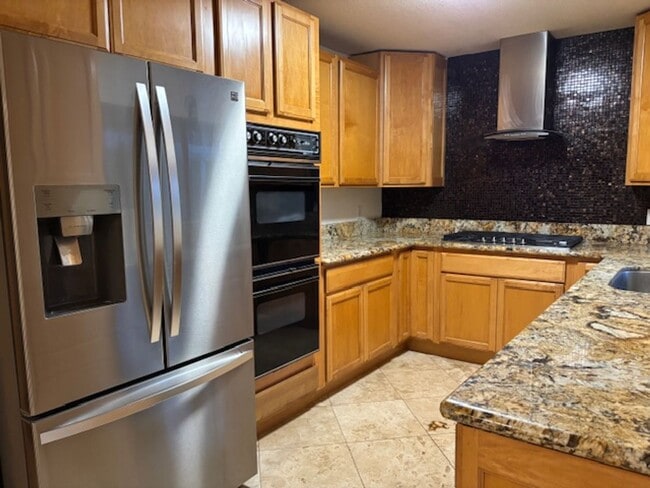 Building Photo - 68-1793 Lina Poepoe St Unit 1
