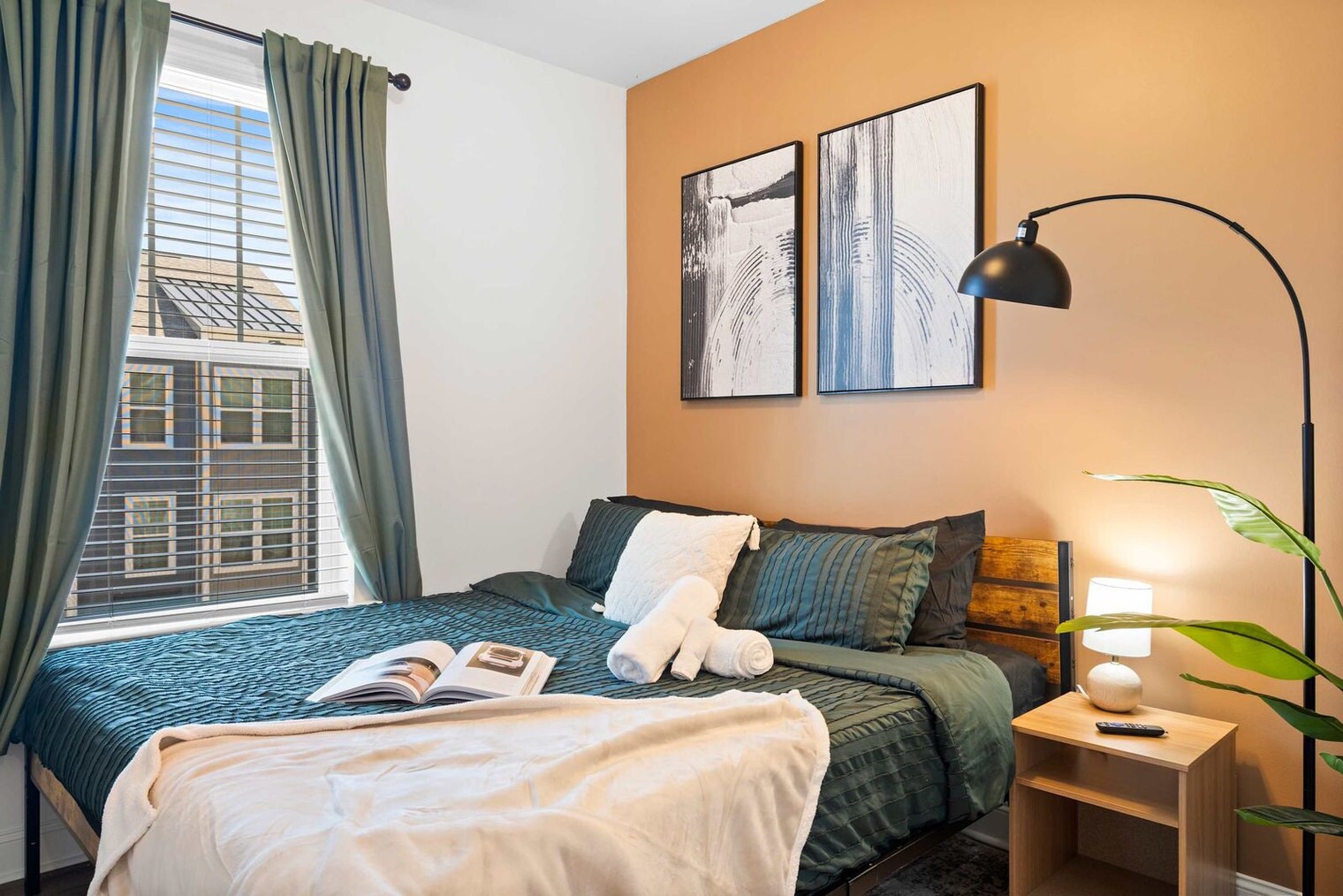 Building Photo - 4106 Bunker Dr