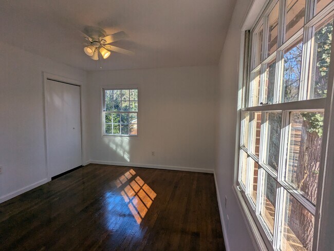 Building Photo - 4446 Falcon Ct