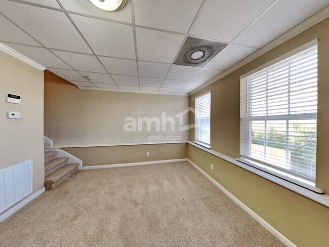 Building Photo - 5224 Ridgefalls Way