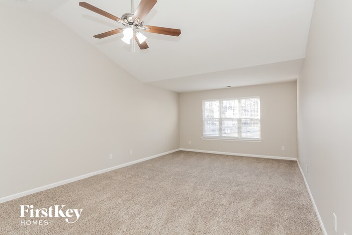 Building Photo - 2800 Black Walnut Ln