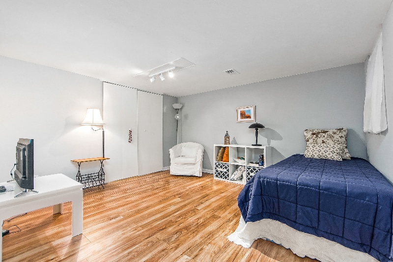 Building Photo - 51 King Ave