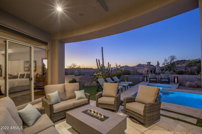Building Photo - 10448 E Skinner Dr