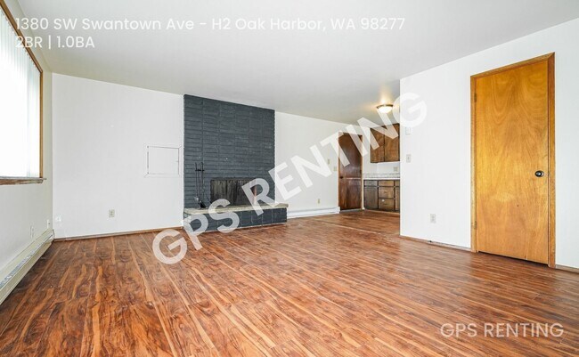 Building Photo - 1380 SW Swantown Ave