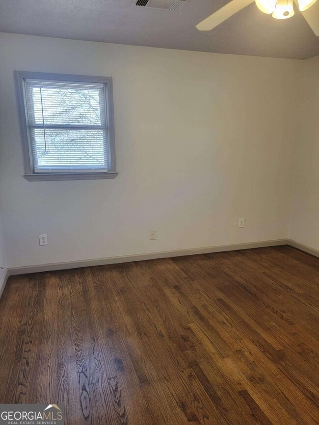 Building Photo - 1063 Pleasant Hill Rd