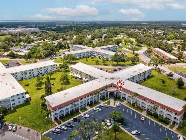 Building Photo - 2433 Brazilia Dr