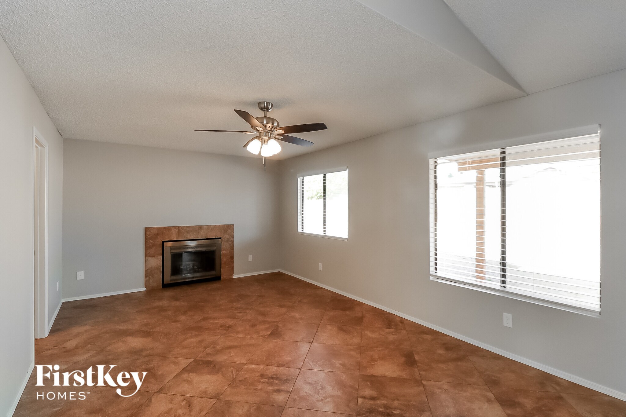 Building Photo - 3638 E Verdin Rd