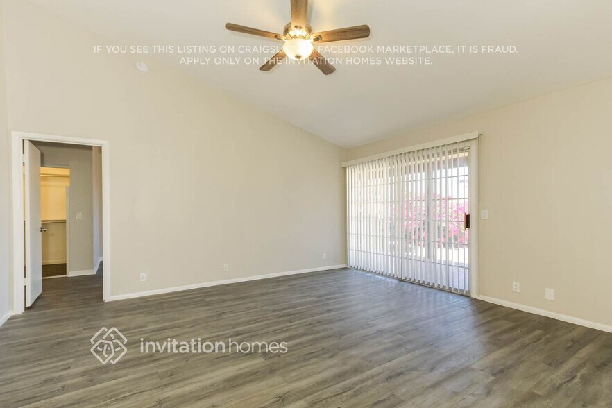Building Photo - 11018 N 60th Dr