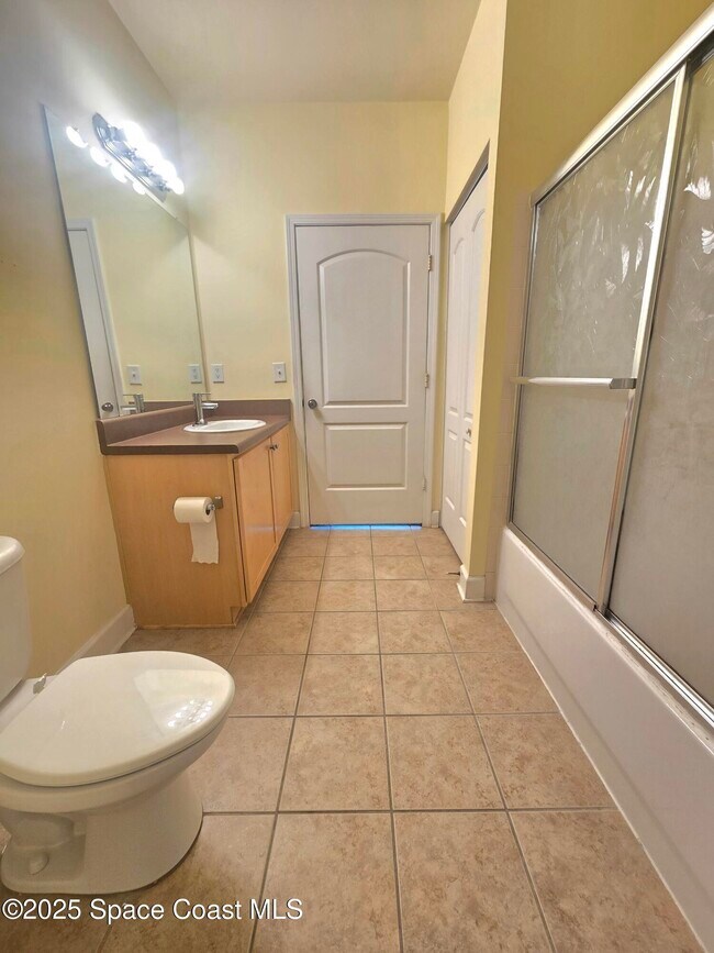 Building Photo - 6470 Borasco Dr