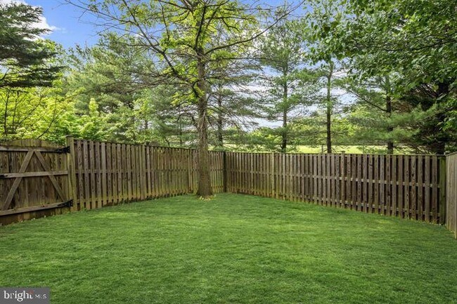 Building Photo - 6112 Starburn Path