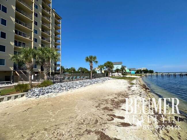 Building Photo - Discover your dream coastal retreat!