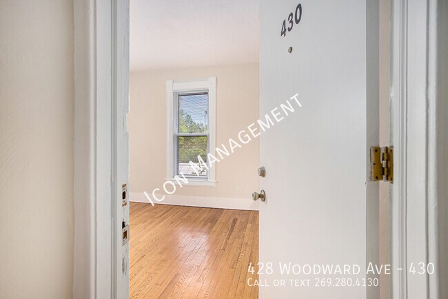 Building Photo - 428 Woodward Ave