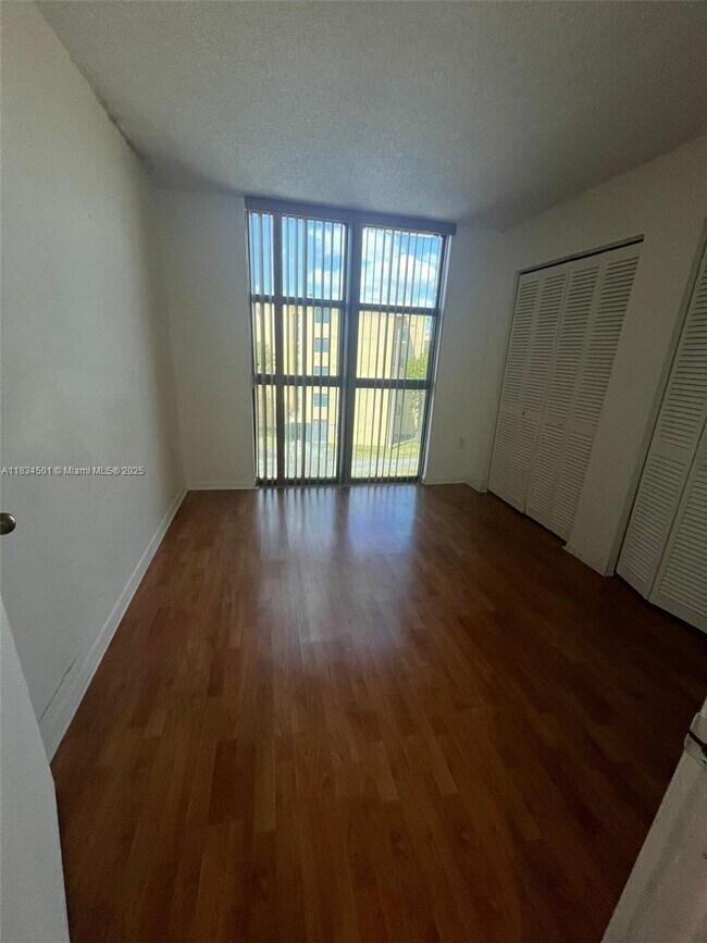 Building Photo - 11790 SW 18th St