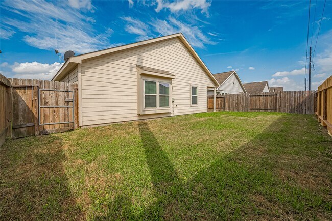 Building Photo - 5506 Casa Martin Dr