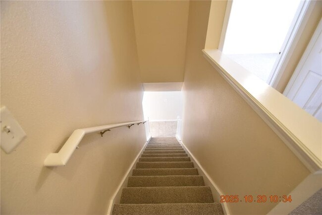 Building Photo - 6146 Olivedale Dr