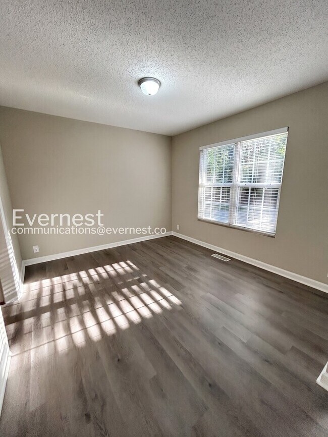 Building Photo - 3612 Mizell Rd