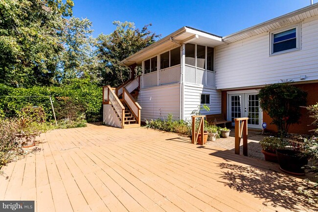 Building Photo - 13714 Gran Deur Dr