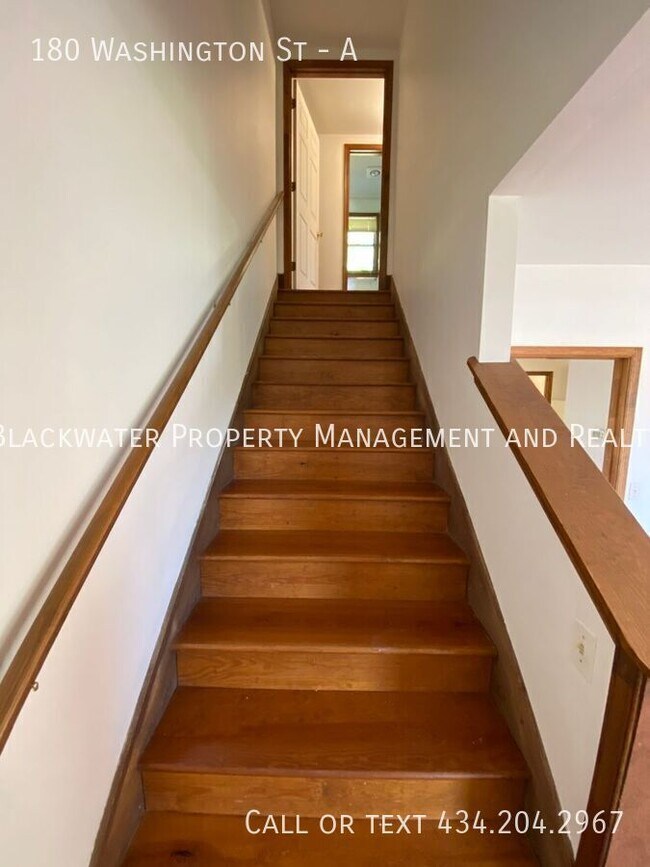 Building Photo - 180 Washington St