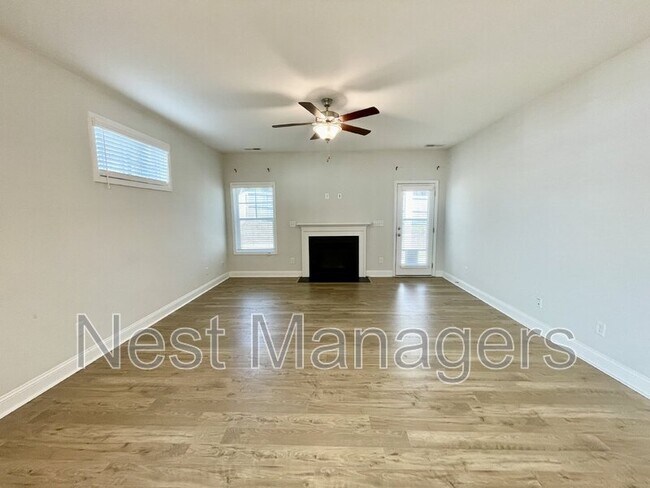 Building Photo - 279 Cromwell Ct