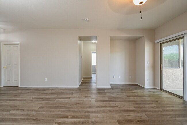 Building Photo - 1824 W Kuralt Dr