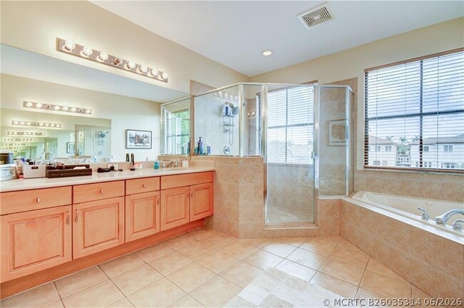 Building Photo - 4169 Artesa Dr