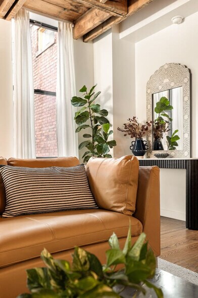 Building Photo - 1510 Race St