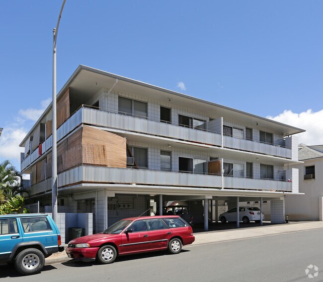 Primary Photo - 3140 Castle St