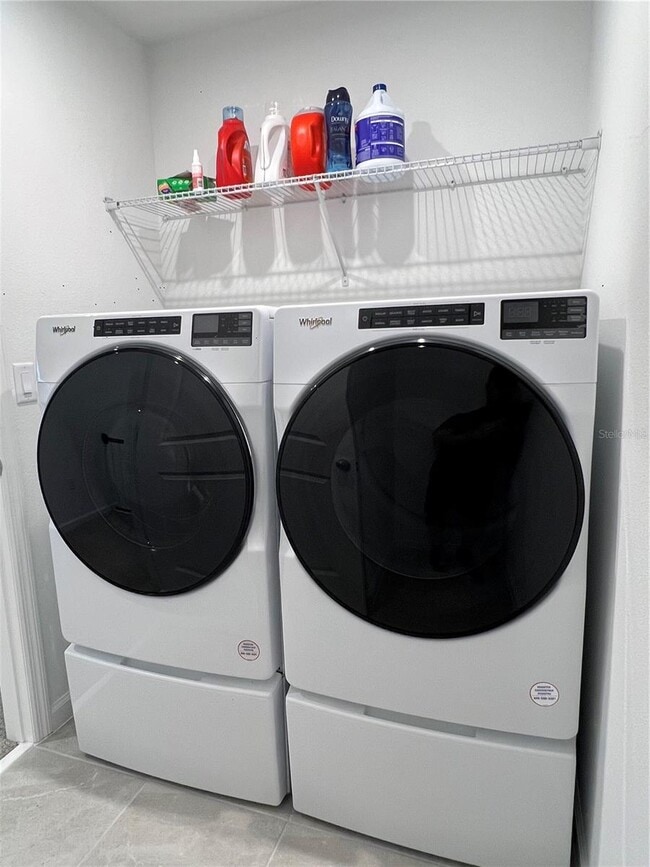 Building Photo - 9055 Beach Tea Wy