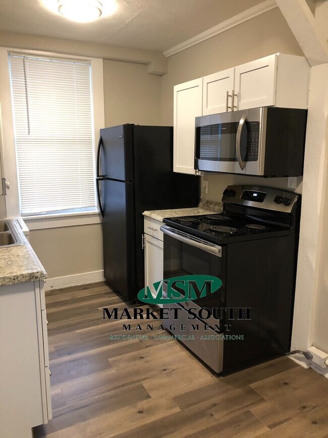 Building Photo - 50 E 412