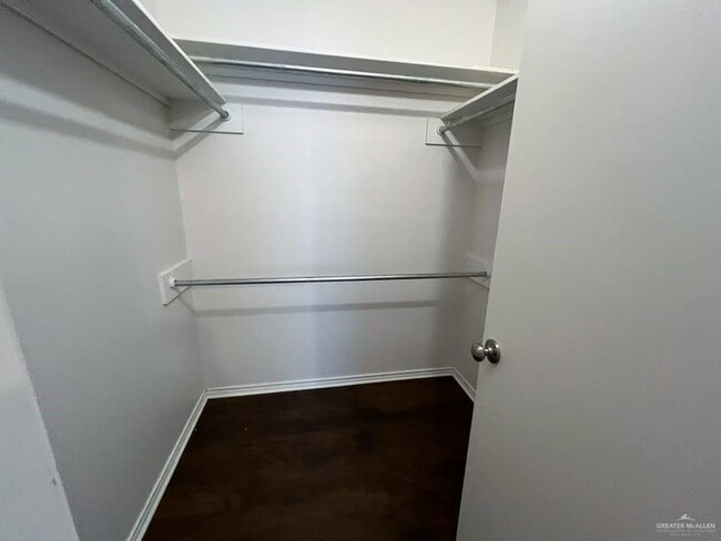 Building Photo - 18 N 8th St