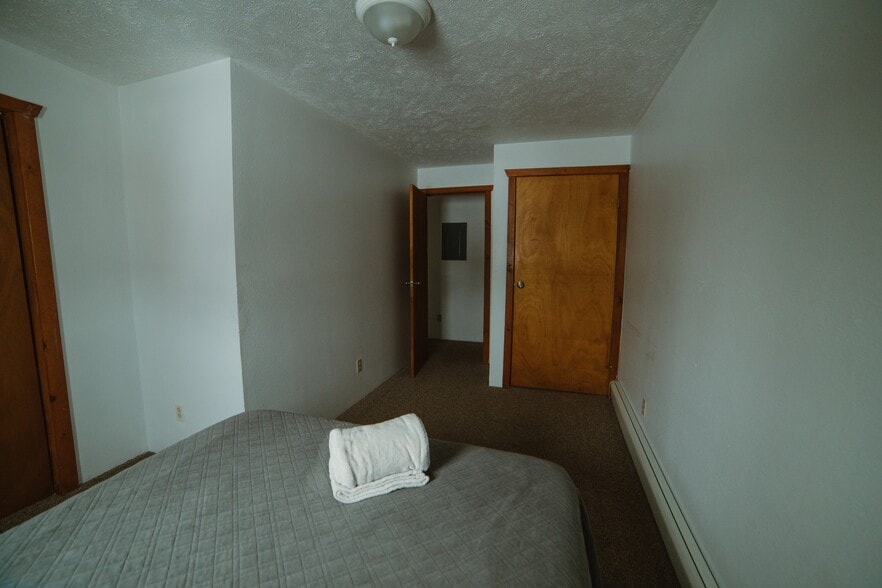 Building Photo - 149 Palace Circle