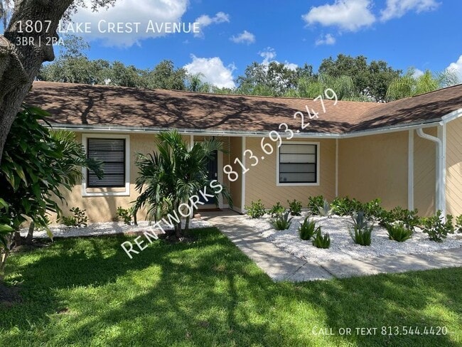 Building Photo - 1807 Lakecrest Ave