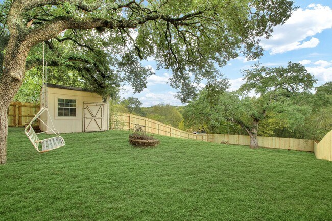 Building Photo - ***APPLICATION CURRENTLY UNDER REVIEW***MO...