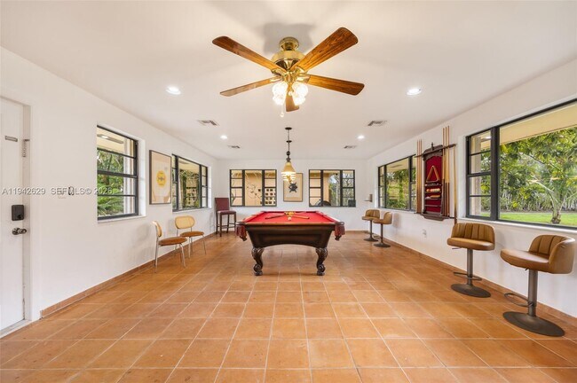 Building Photo - 20450 SW 198th Ave