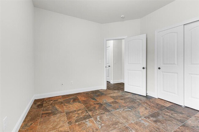 Building Photo - 1513 Westbury Park Ct