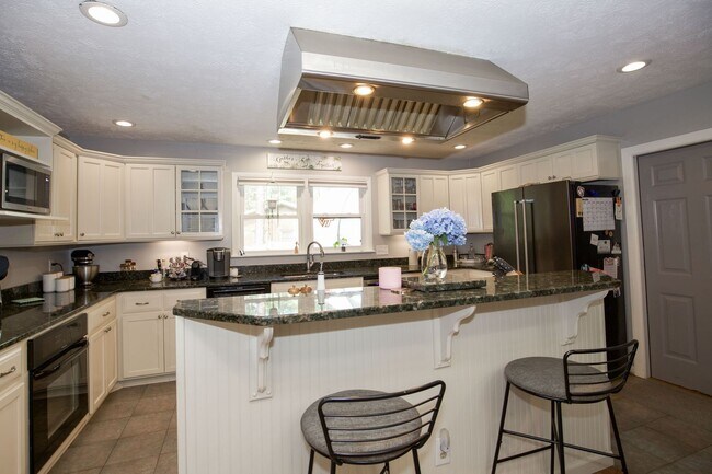 Building Photo - 3 bedroom home in Southern Pines