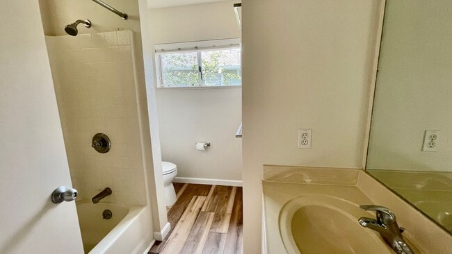 Building Photo - PET FRIENDLY 3 Bed/ 2.5 Bath Home with PV for LOW Electricity in Mililani!!