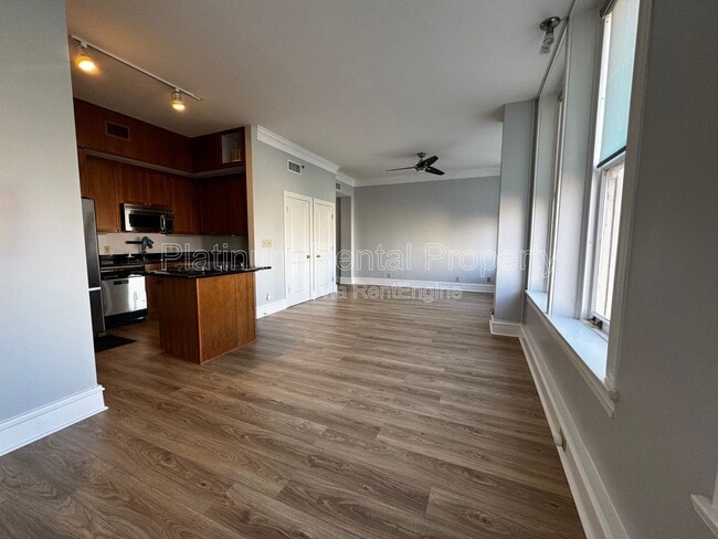 Building Photo - 57 Forsyth St NW