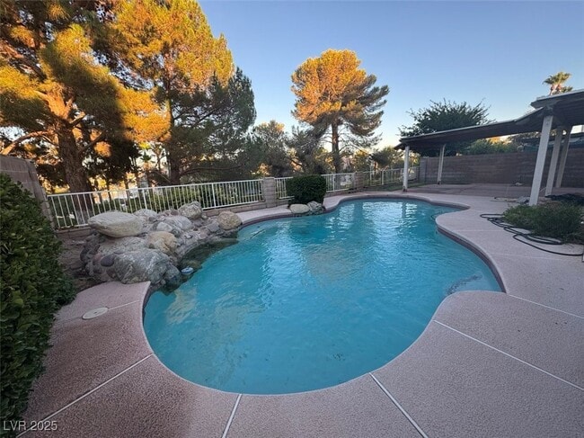 Building Photo - 3128 Harborside Dr
