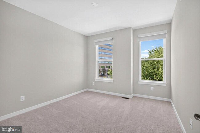 Building Photo - 4053 Legato Rd