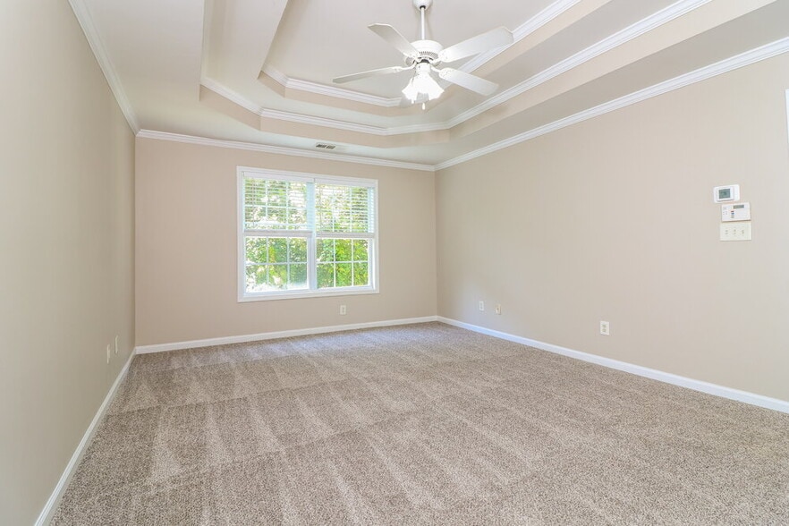 Building Photo - 337 Vinings Vintage Cir SE