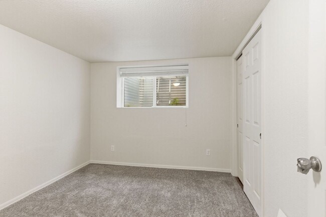Building Photo - Modern & Cozy Spokane Retreat | Prime Location Near South Hill