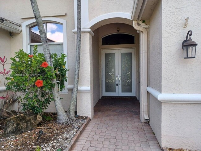 Building Photo - 18628 Ocean Mist Dr