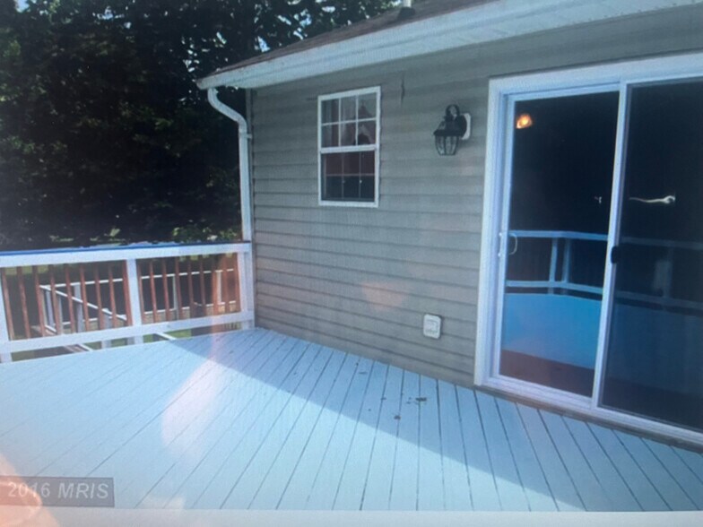 Building Photo - 39318 Summit Hill Dr