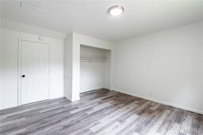 Building Photo - 3017 Pembroke Ln