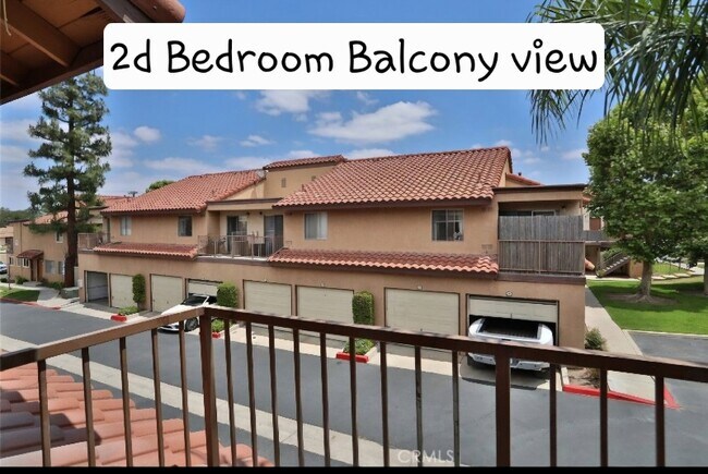 Building Photo - 768 La Tierra St