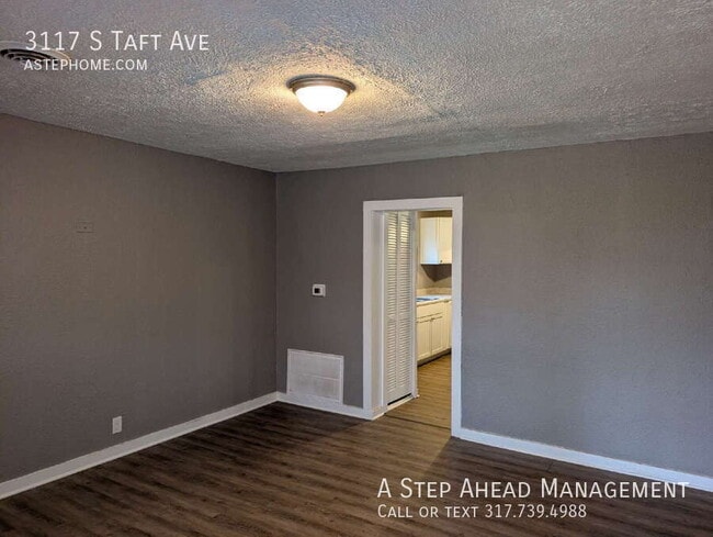 Building Photo - 3117 S Taft Ave